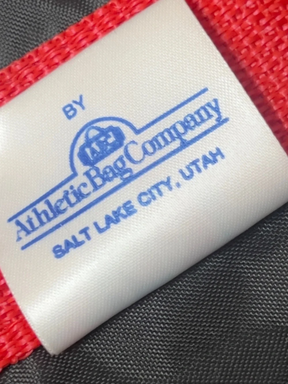 Vintage Chicago Bulls NBA Duffel Bag NOS Deadstock Tags 90s